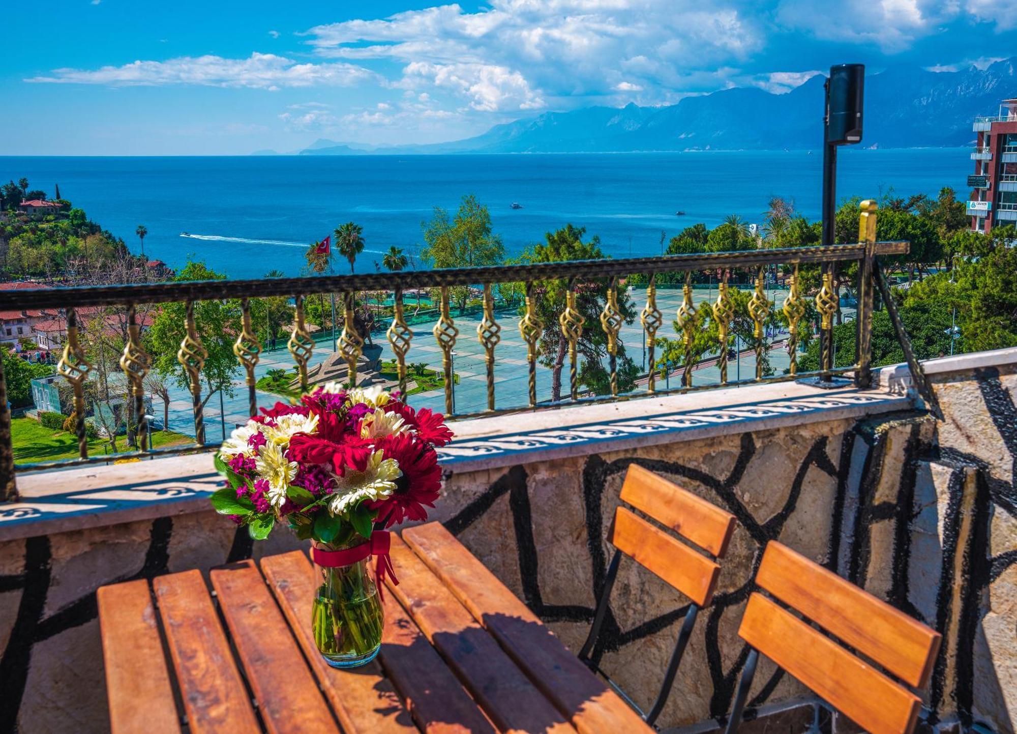 Antsun Apartment Antalya Bagian luar foto